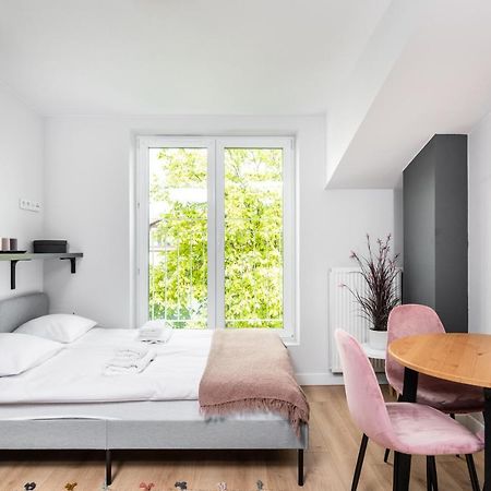 Smart Apartments - Old Town & Main Train Station - By Upstairs 크라쿠프 외부 사진