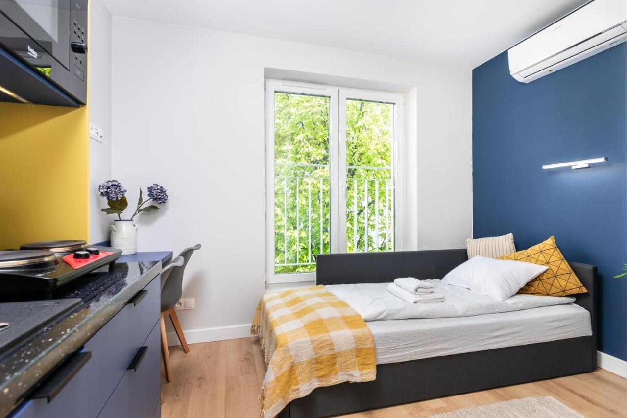 Smart Apartments - Old Town & Main Train Station - By Upstairs 크라쿠프 외부 사진