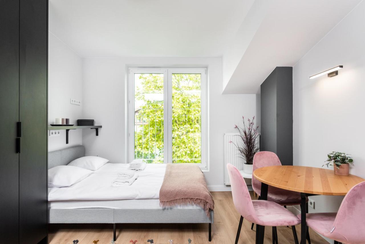 Smart Apartments - Old Town & Main Train Station - By Upstairs 크라쿠프 외부 사진