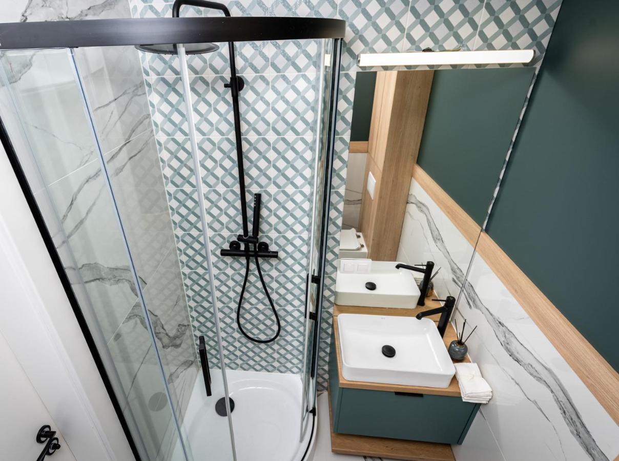 Smart Apartments - Old Town & Main Train Station - By Upstairs 크라쿠프 외부 사진